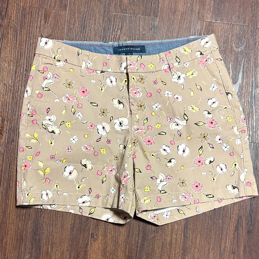 Tommy Hilfiger Tan Floral Shorts